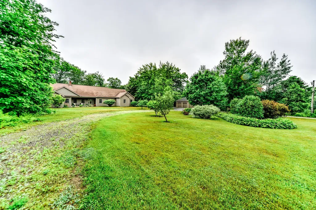 91 Stoney Acres Road Pittston ME 04345