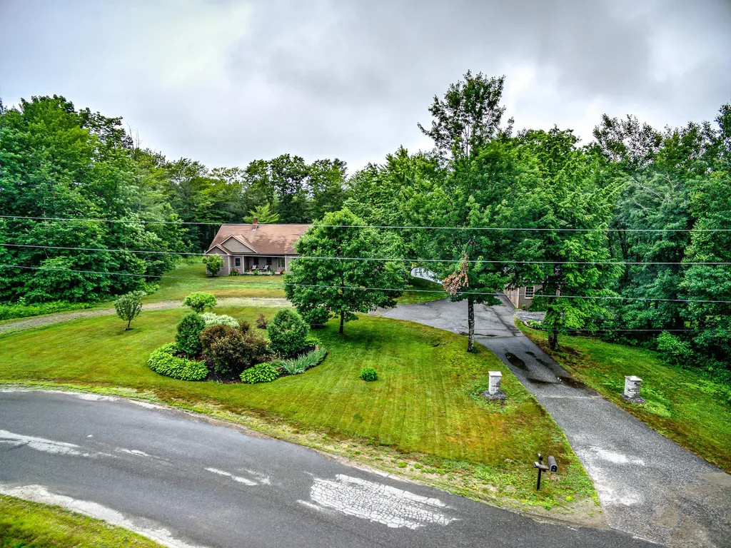 91 Stoney Acres Road Pittston ME 04345