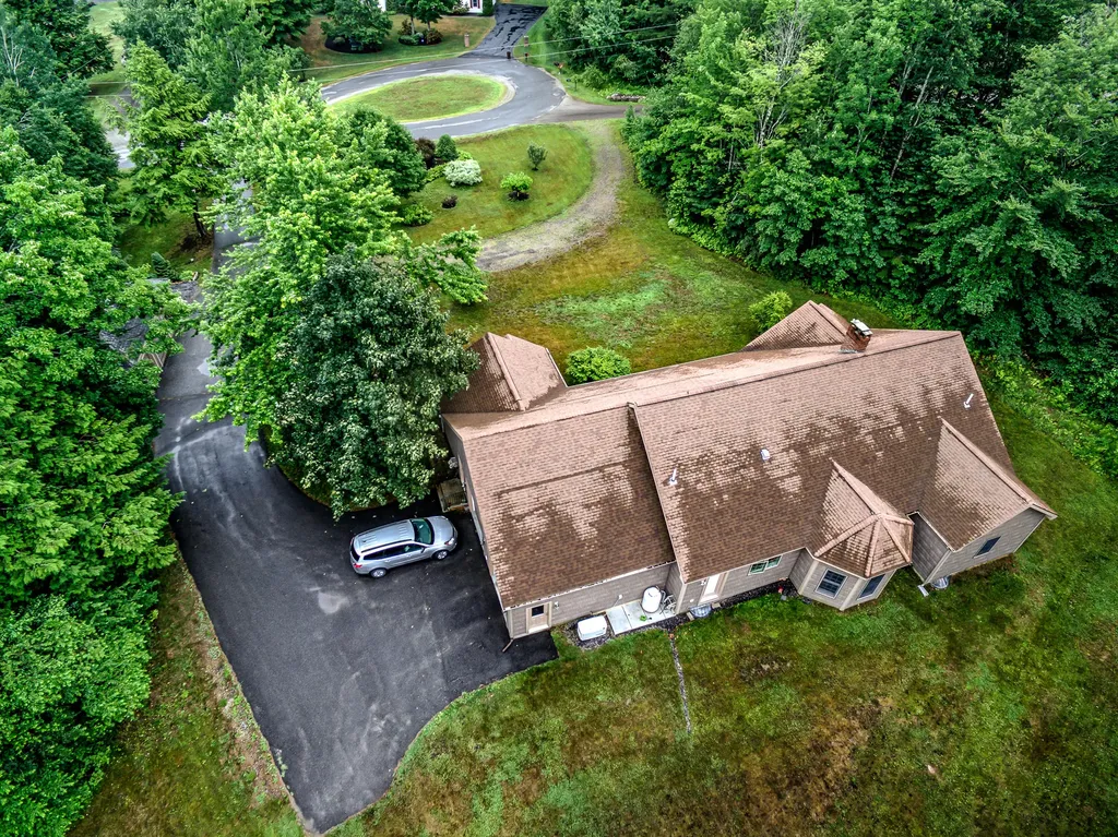 91 Stoney Acres Road Pittston ME 04345