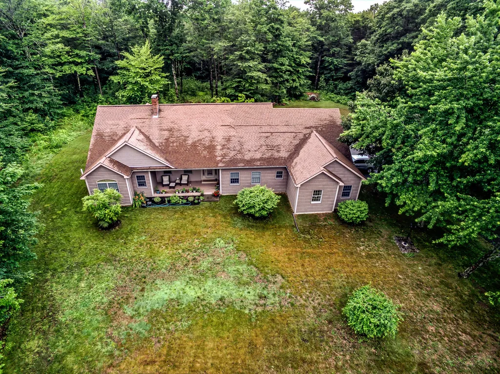 91 Stoney Acres Road Pittston ME 04345
