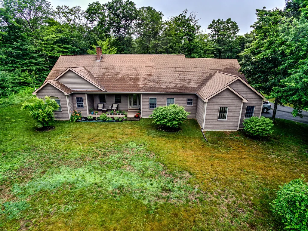 91 Stoney Acres Road Pittston ME 04345