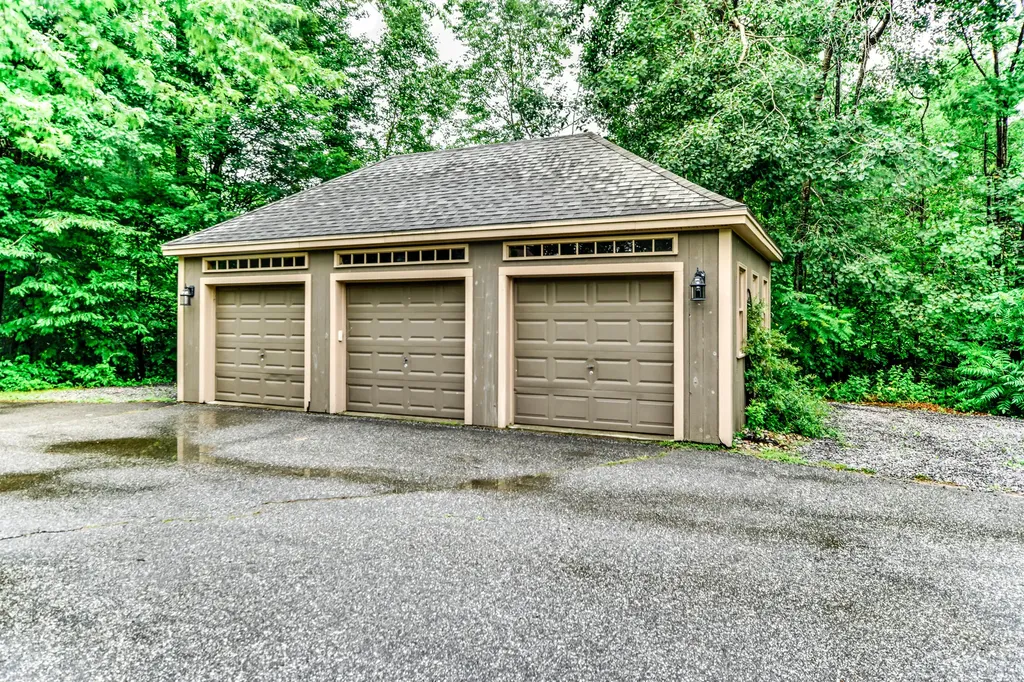 91 Stoney Acres Road Pittston ME 04345