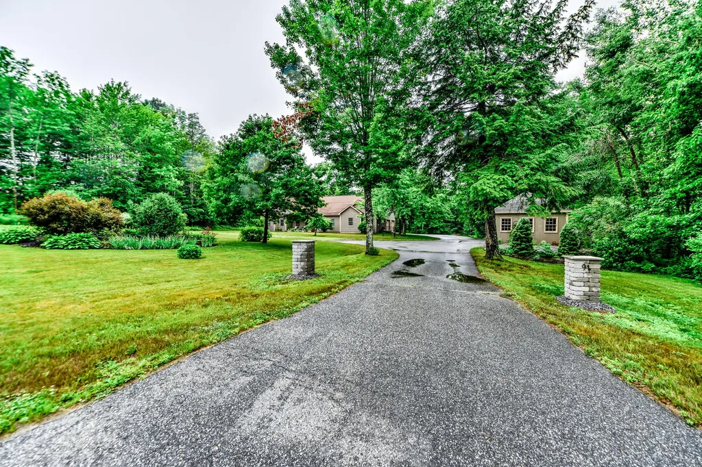 91 Stoney Acres Road Pittston ME 04345