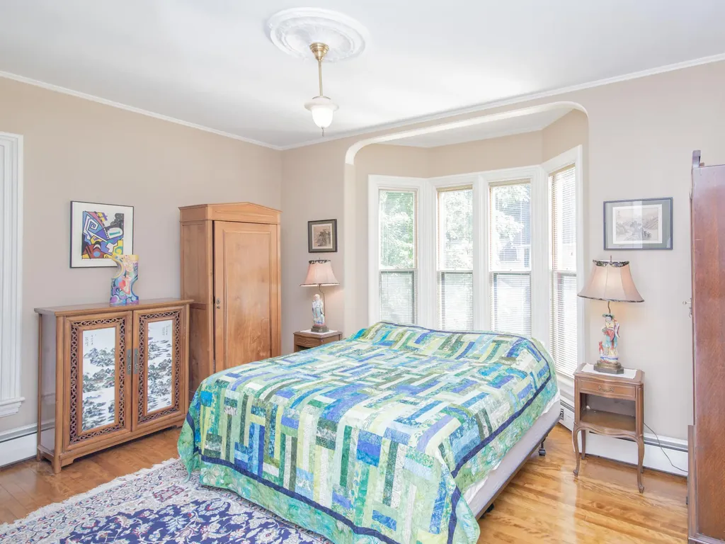 66 School Street Gardiner ME 04345