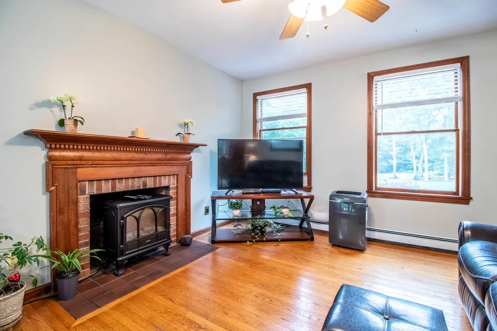 165 Mica Point Road Barrington NH 03825