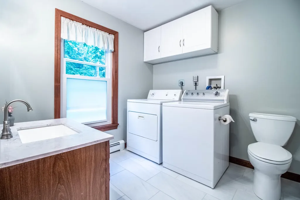 165 Mica Point Road Barrington NH 03825