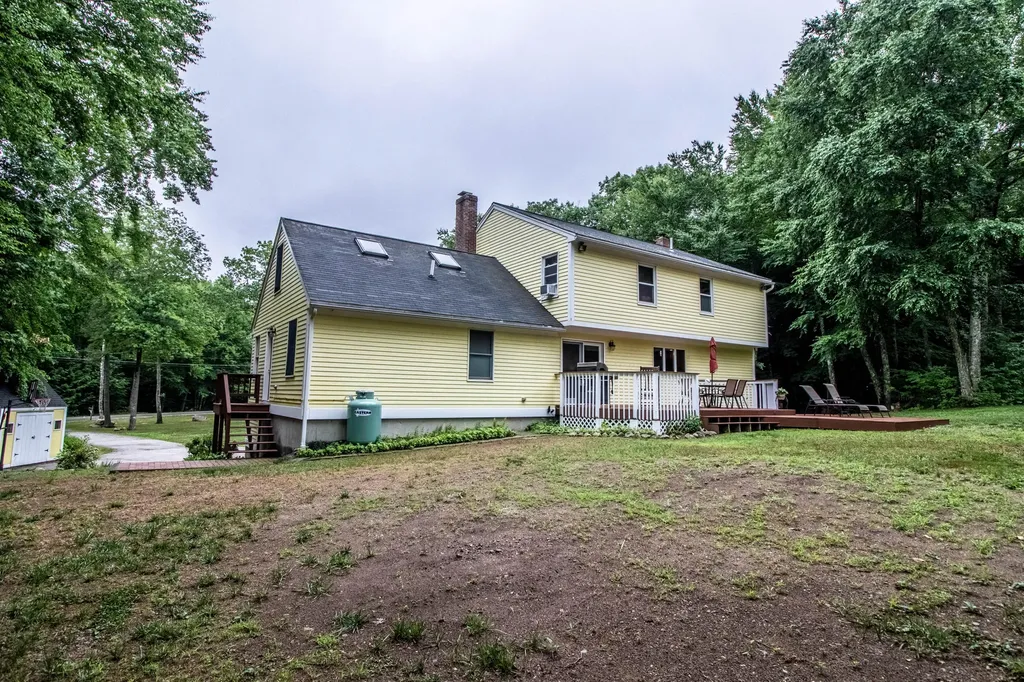165 Mica Point Road Barrington NH 03825
