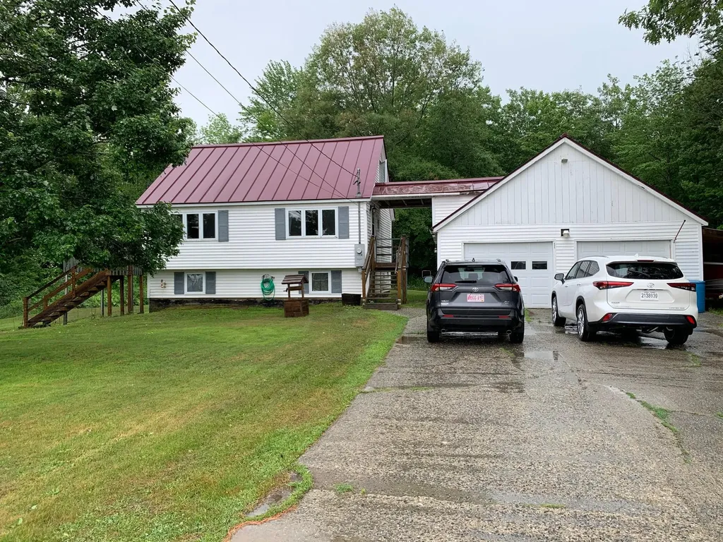 507 Hussey Road Albion ME 04910