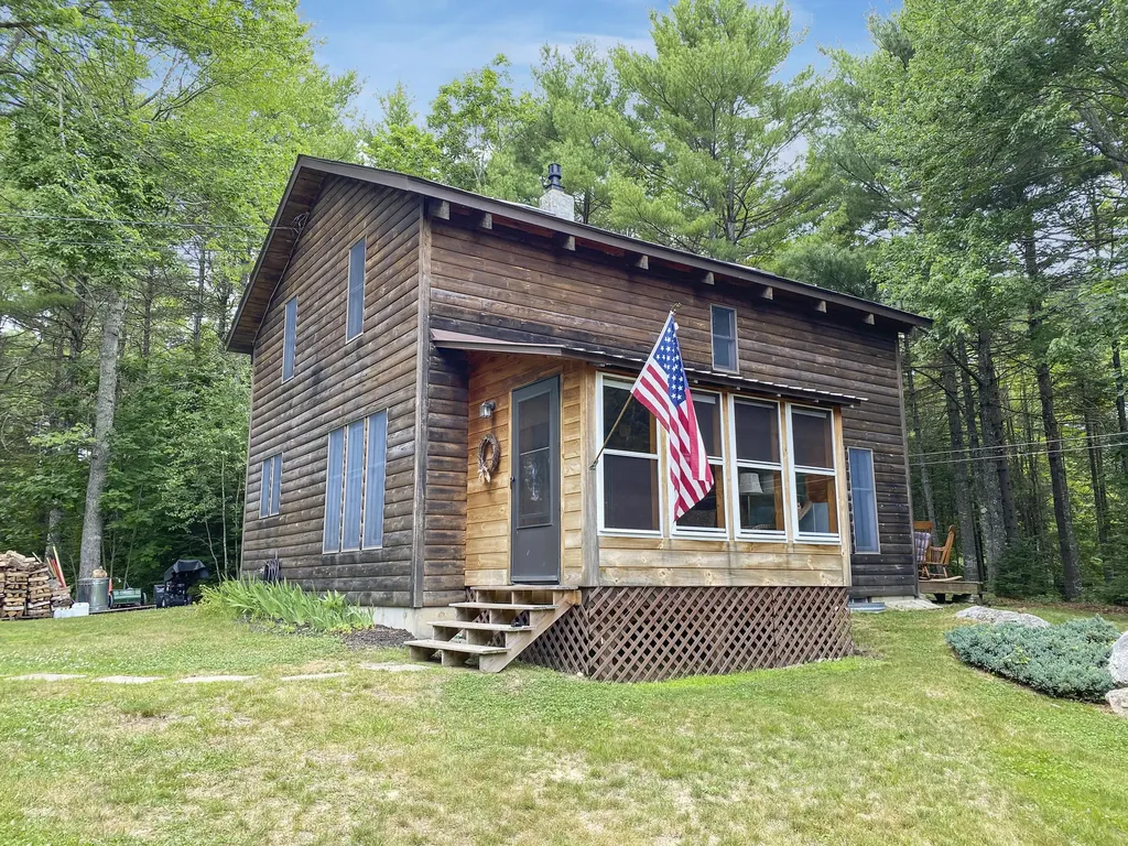 54 Hale Pond Road Wiscasset ME 04578
