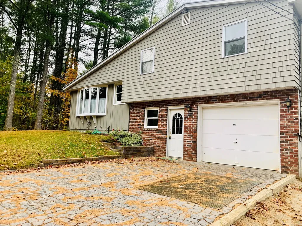 441 W Burrough Road Bowdoin ME 04287