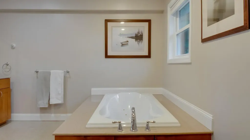 38 Loch Lane Winthrop ME 04364
