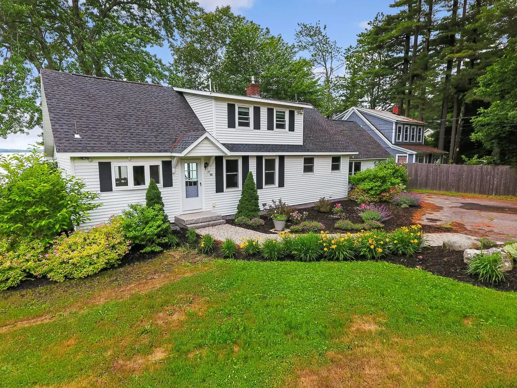 38 Loch Lane Winthrop ME 04364