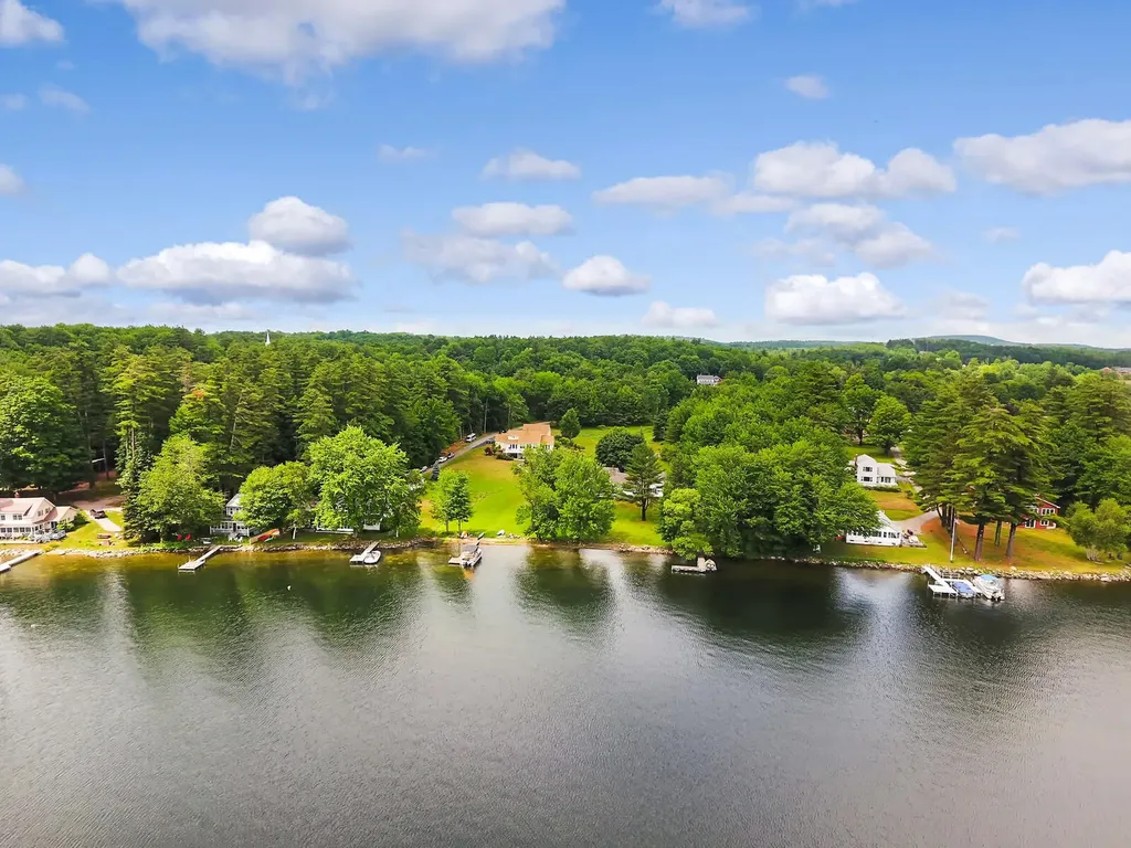 38 Loch Lane Winthrop ME 04364