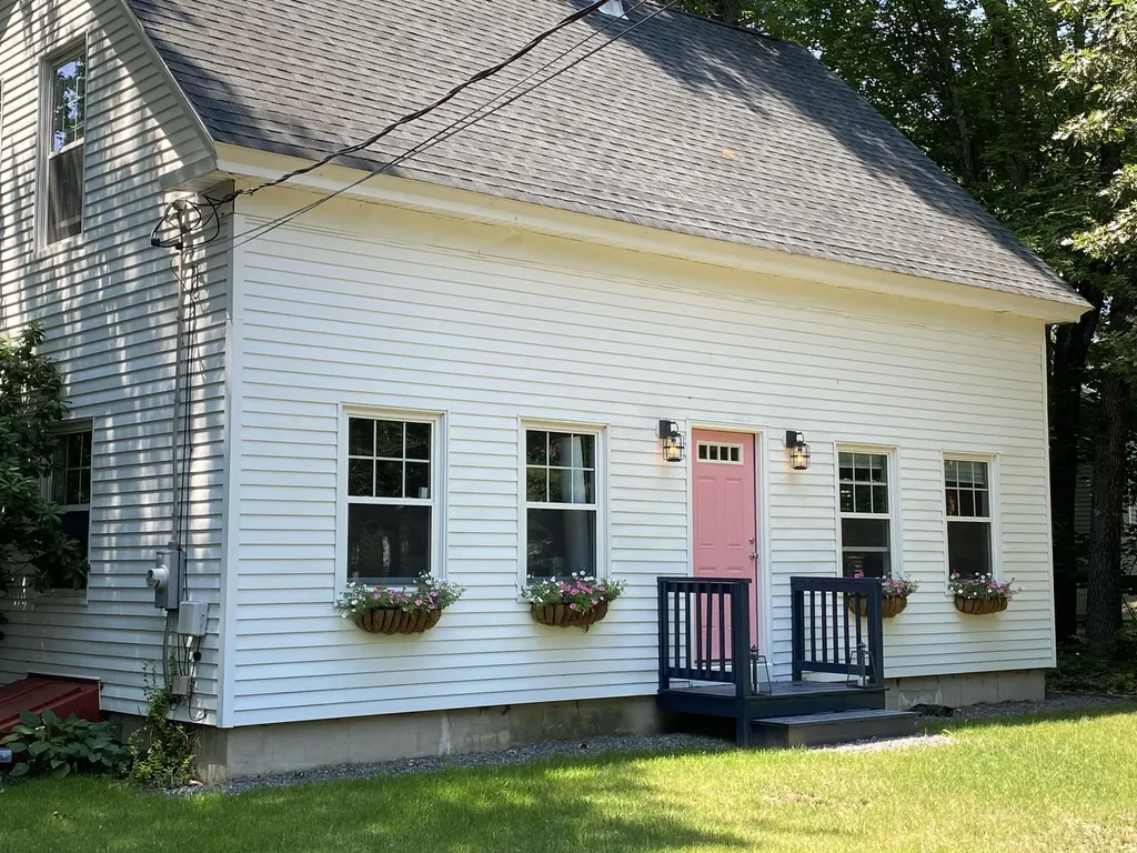 16 Basin Road Windham ME 04062