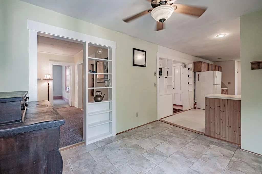 472 Waldoboro Road Washington ME 04574