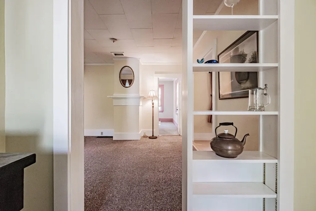 472 Waldoboro Road Washington ME 04574