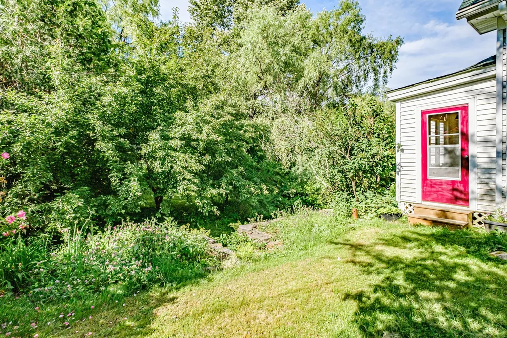 472 Waldoboro Road Washington ME 04574