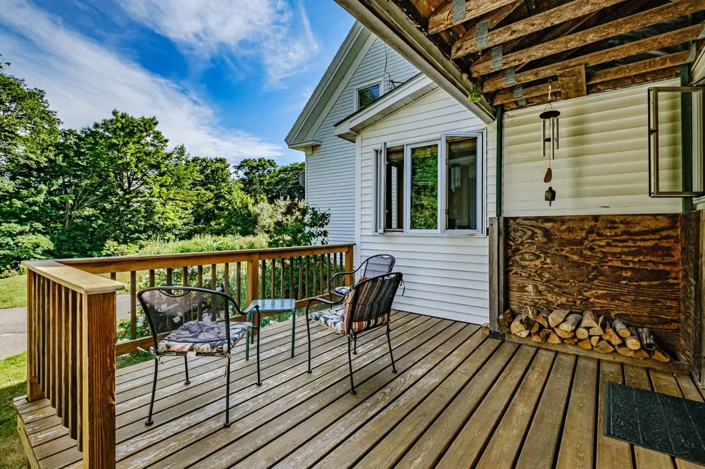472 Waldoboro Road Washington ME 04574