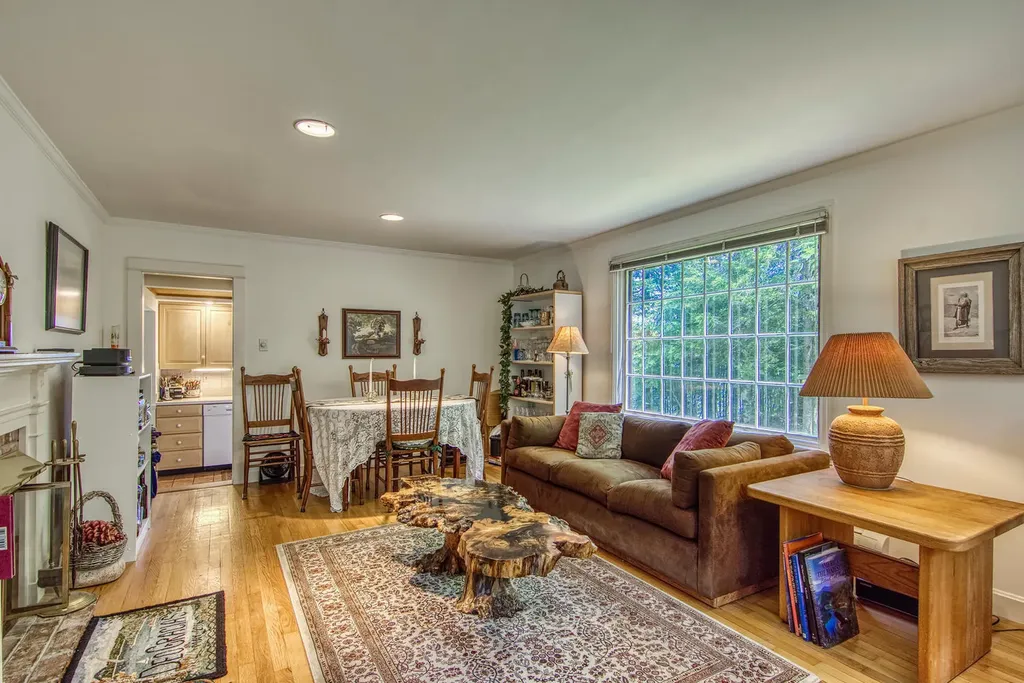 24 Wagner Drive Brooklin ME 04616