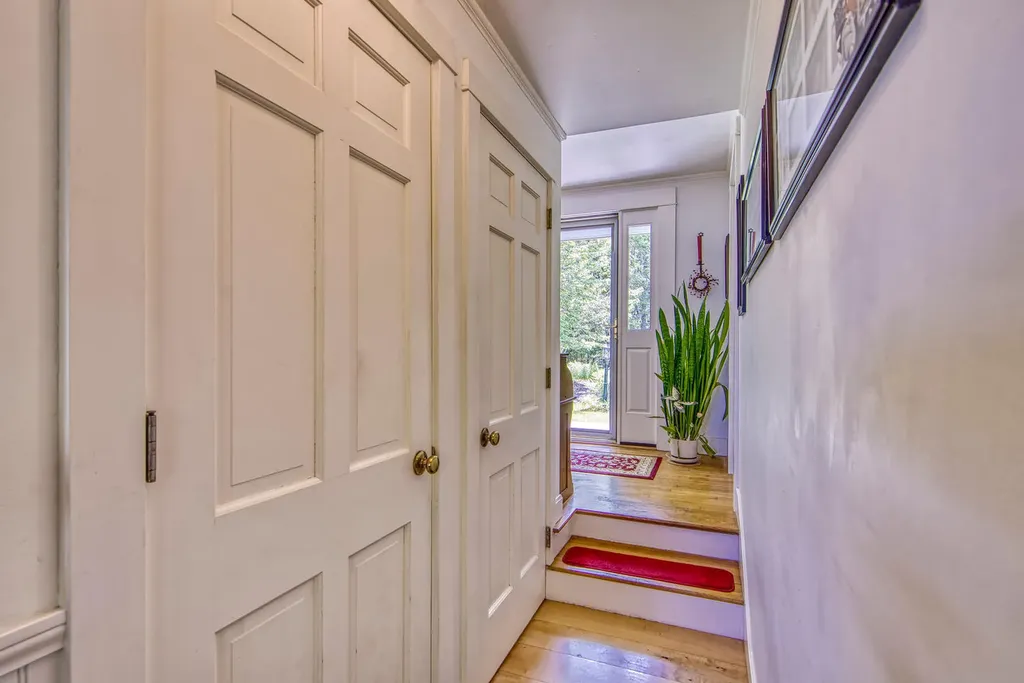 24 Wagner Drive Brooklin ME 04616