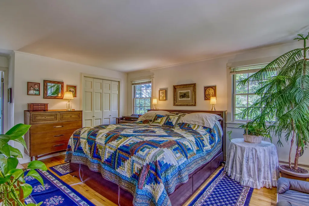 24 Wagner Drive Brooklin ME 04616