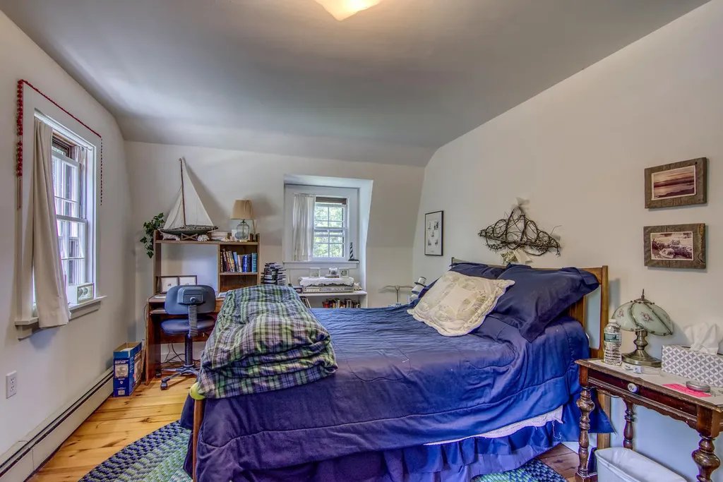 24 Wagner Drive Brooklin ME 04616