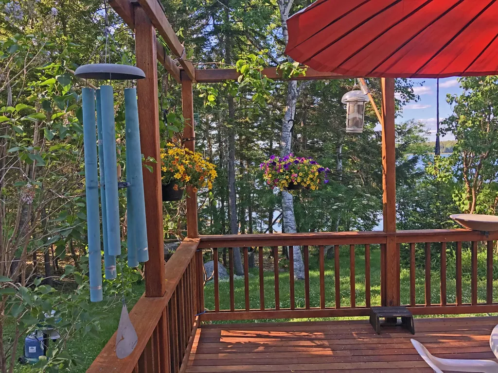 24 Wagner Drive Brooklin ME 04616