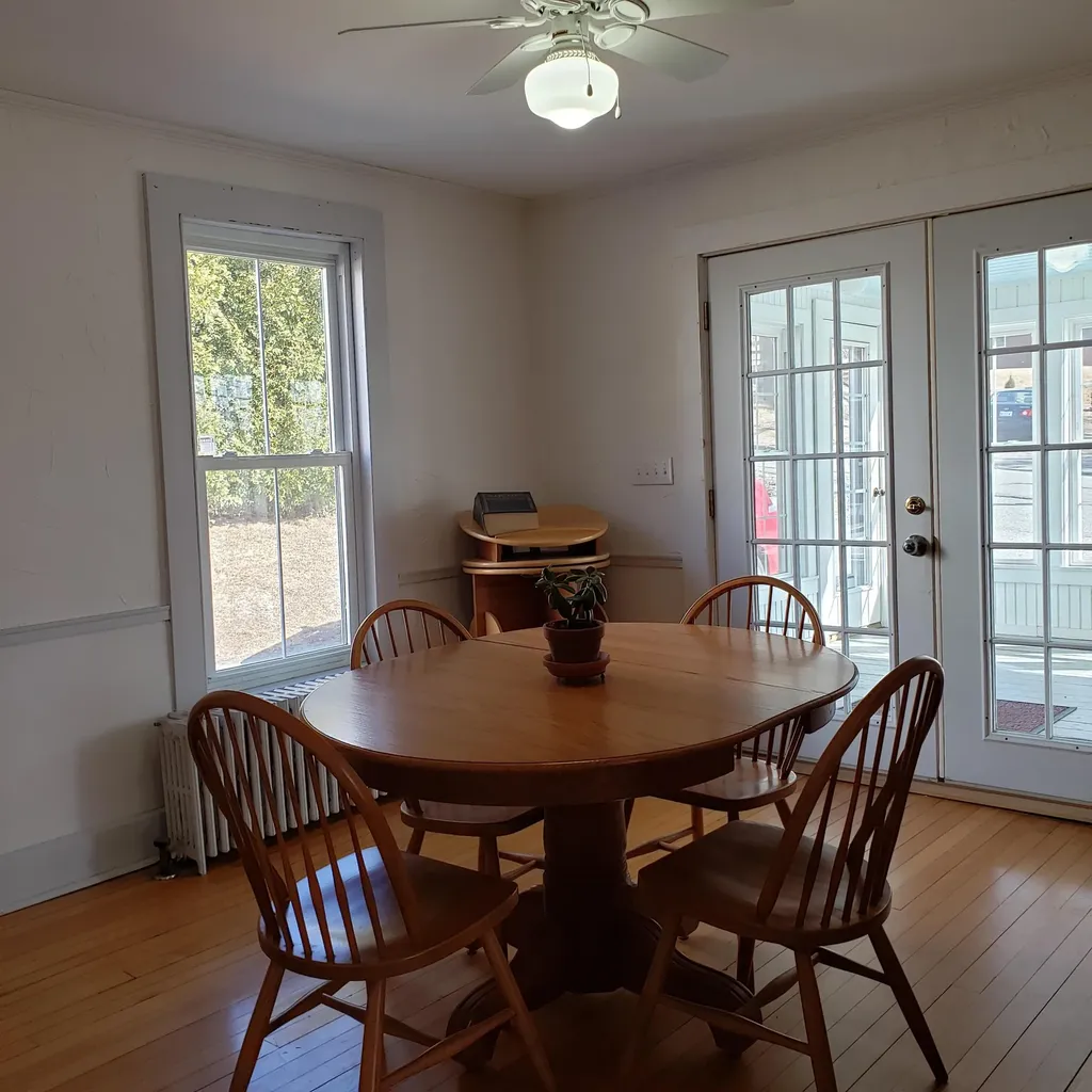 14 Old Route 1 Waldoboro ME 04572