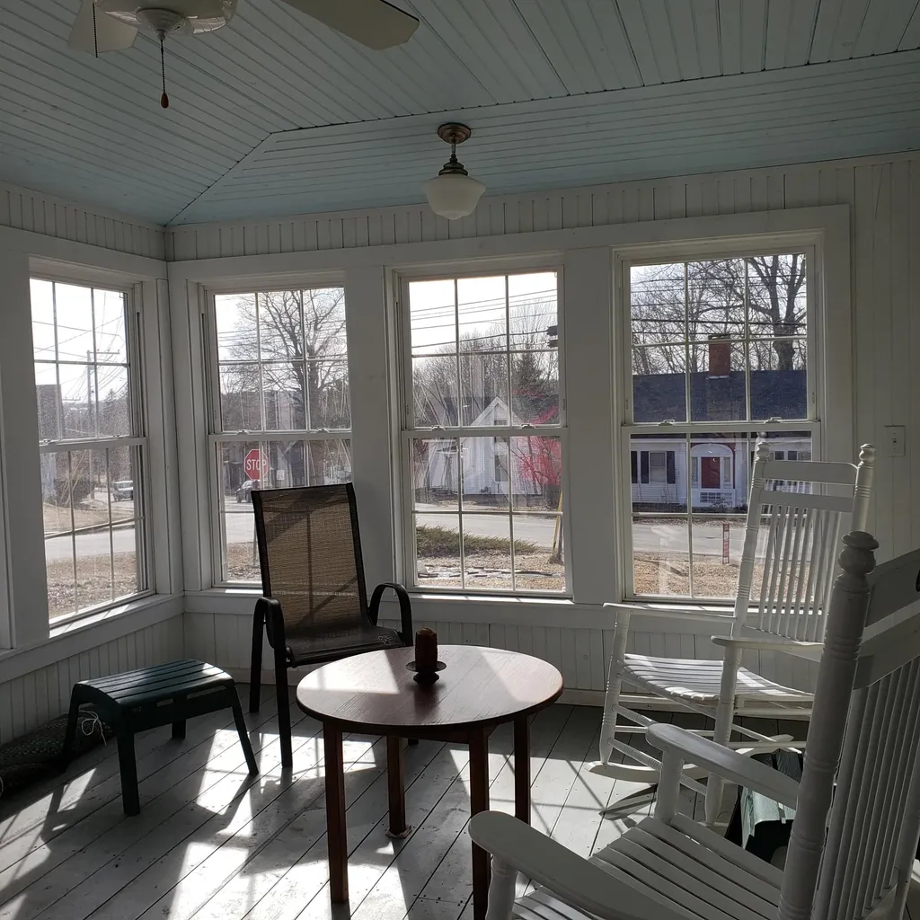 14 Old Route 1 Waldoboro ME 04572