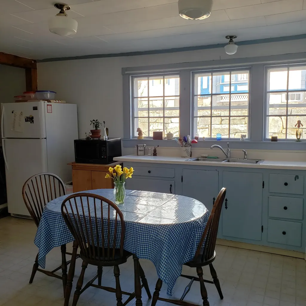14 Old Route 1 Waldoboro ME 04572