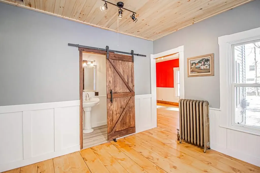 121 Orchard Street Farmington ME 04938