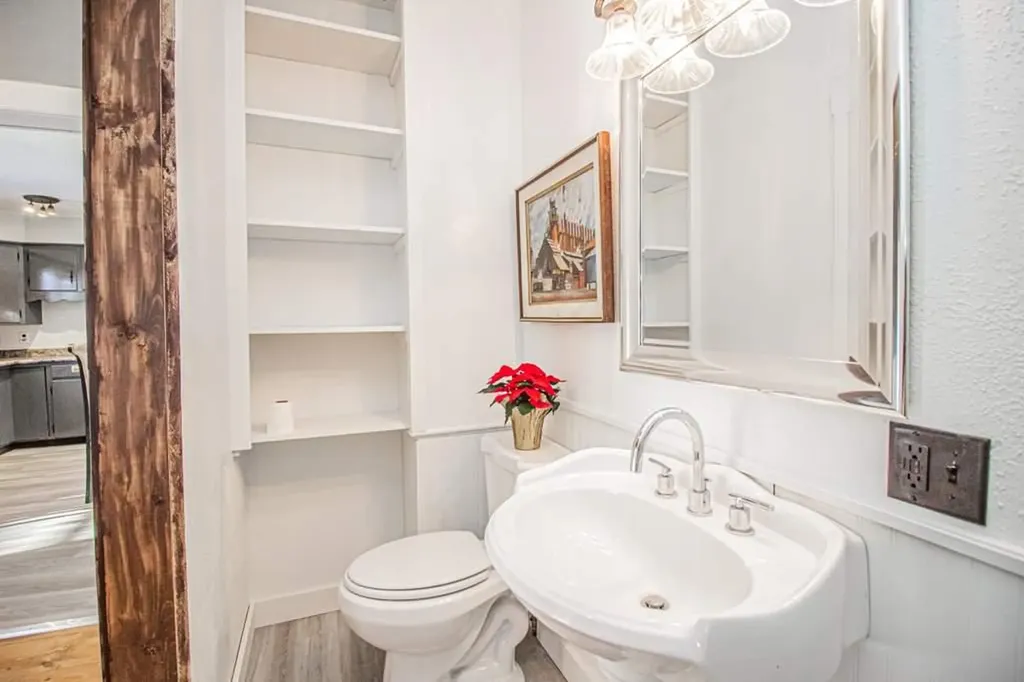 121 Orchard Street Farmington ME 04938