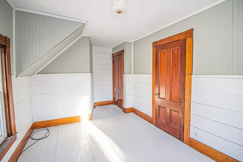 121 Orchard Street Farmington ME 04938
