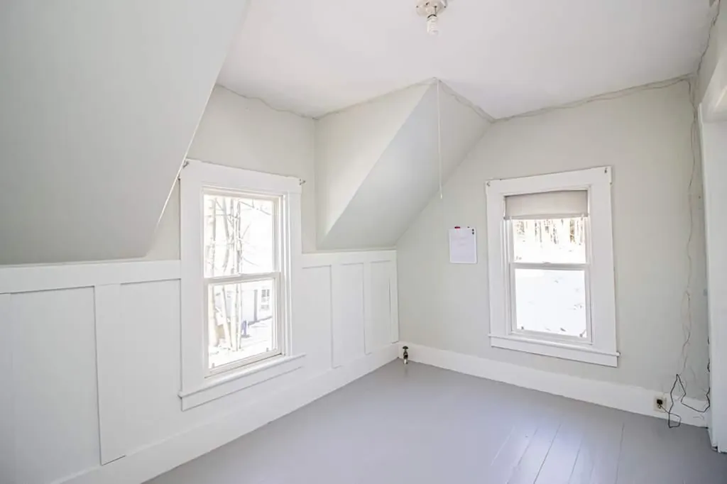 121 Orchard Street Farmington ME 04938