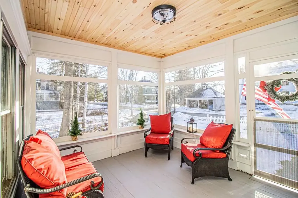 121 Orchard Street Farmington ME 04938