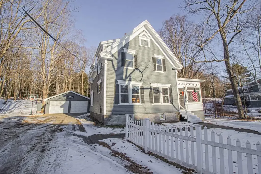 121 Orchard Street Farmington ME 04938