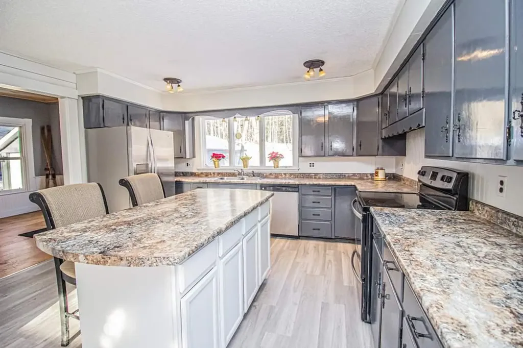121 Orchard Street Farmington ME 04938