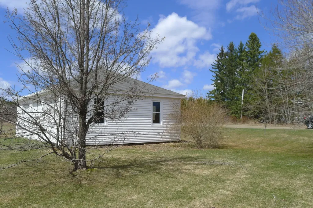 2532 Atlantic Highway Lincolnville ME 04849