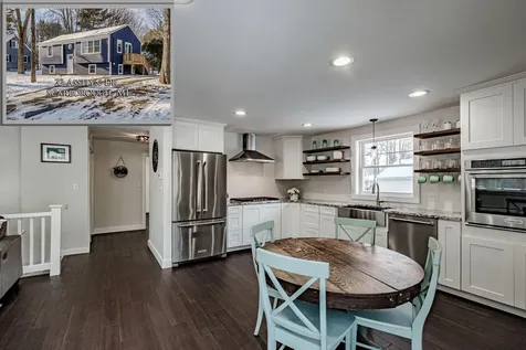 32 Asselyn Drive Scarborough ME 04074