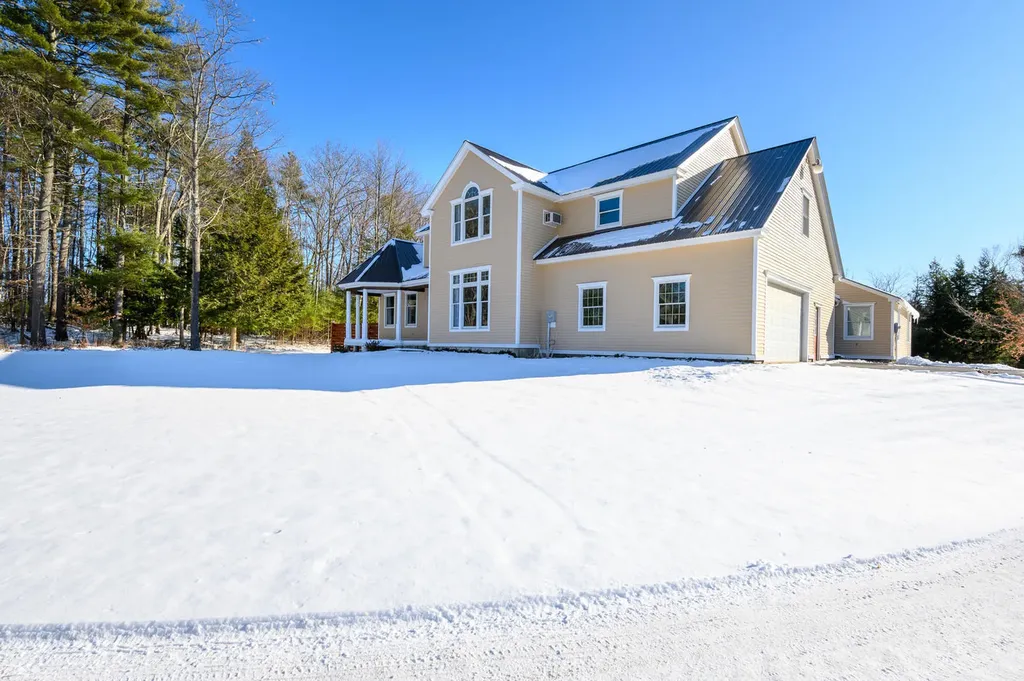 230 Dolloff Road Standish ME 04084