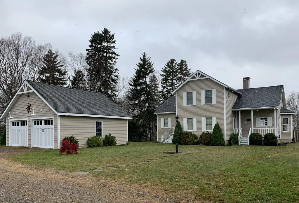 1 Sunrise Drive Eastport ME 04631