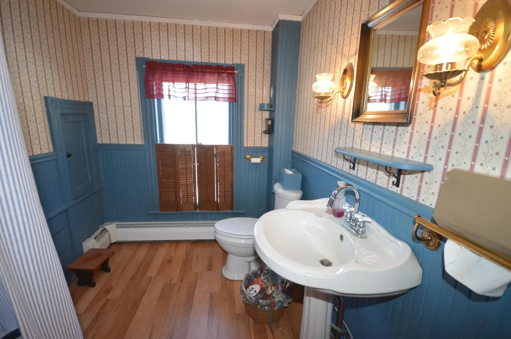 1365 River Road Orrington ME 04474