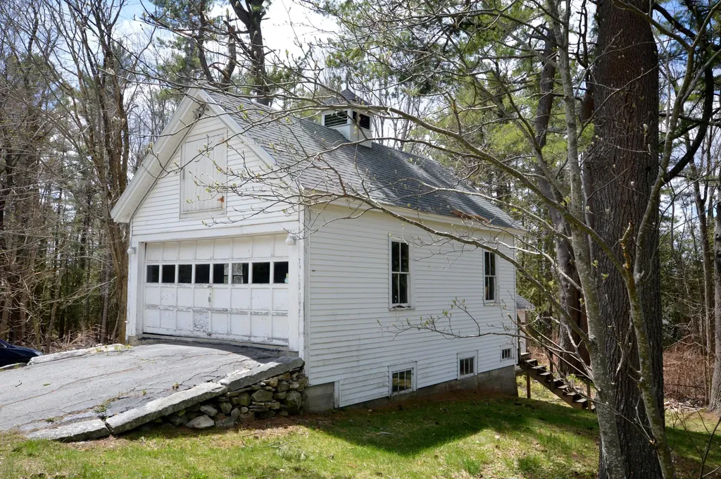 1365 River Road Orrington ME 04474