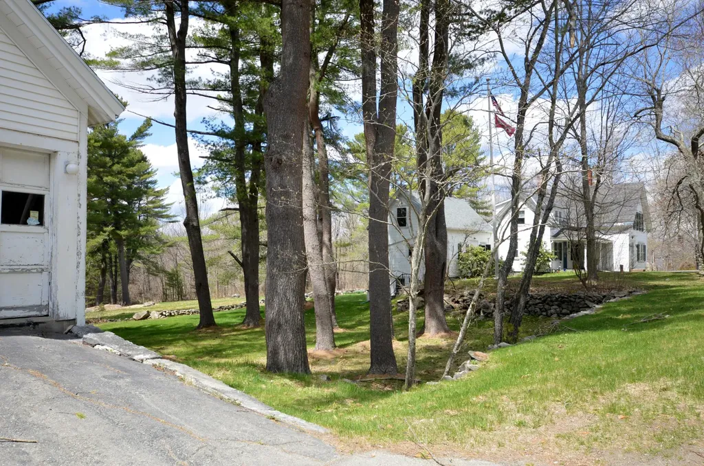 1365 River Road Orrington ME 04474