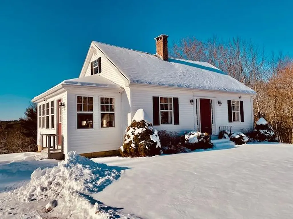 1714 River Road Bucksport ME 04416
