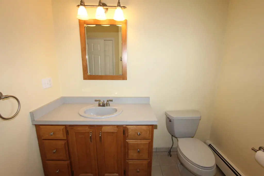 125 South Hatch Hill Road Greene ME 04236