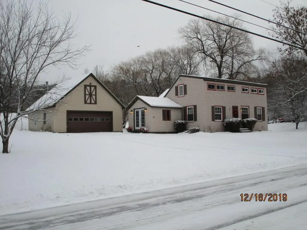 47 Settlers Way Orrington ME 04474