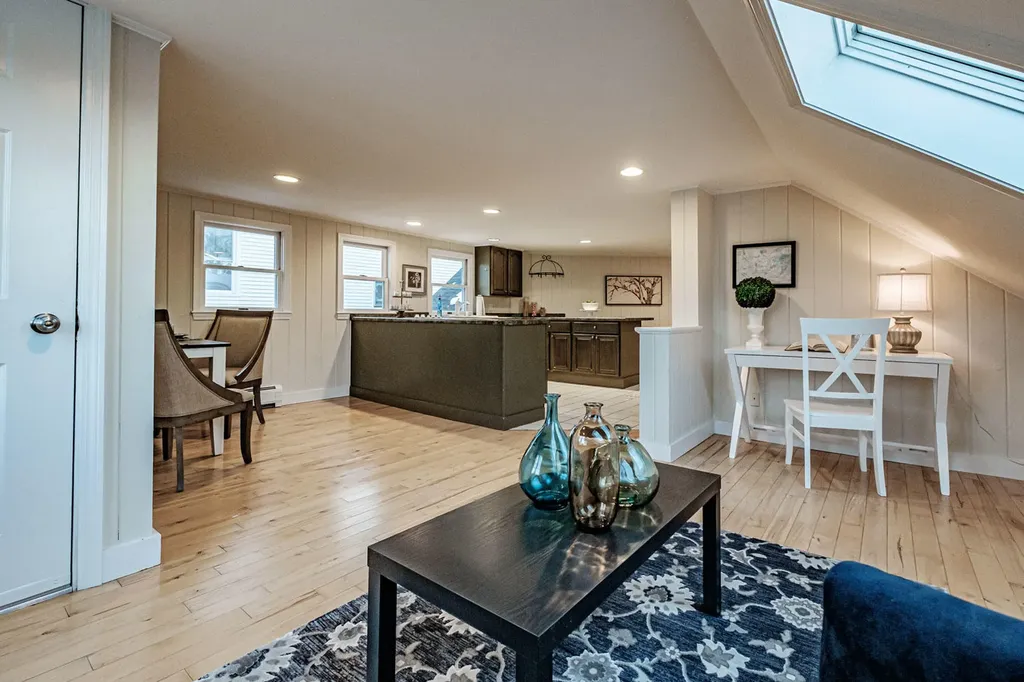 16-18 Cumberland Avenue Portland ME 04101