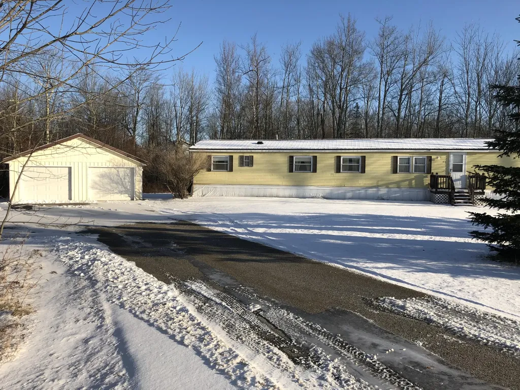 12 Center Road Litchfield ME 04350