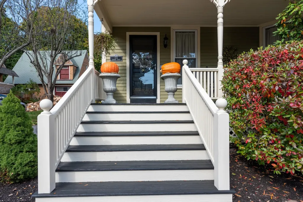 171 Ashmont Street Portland ME 04103